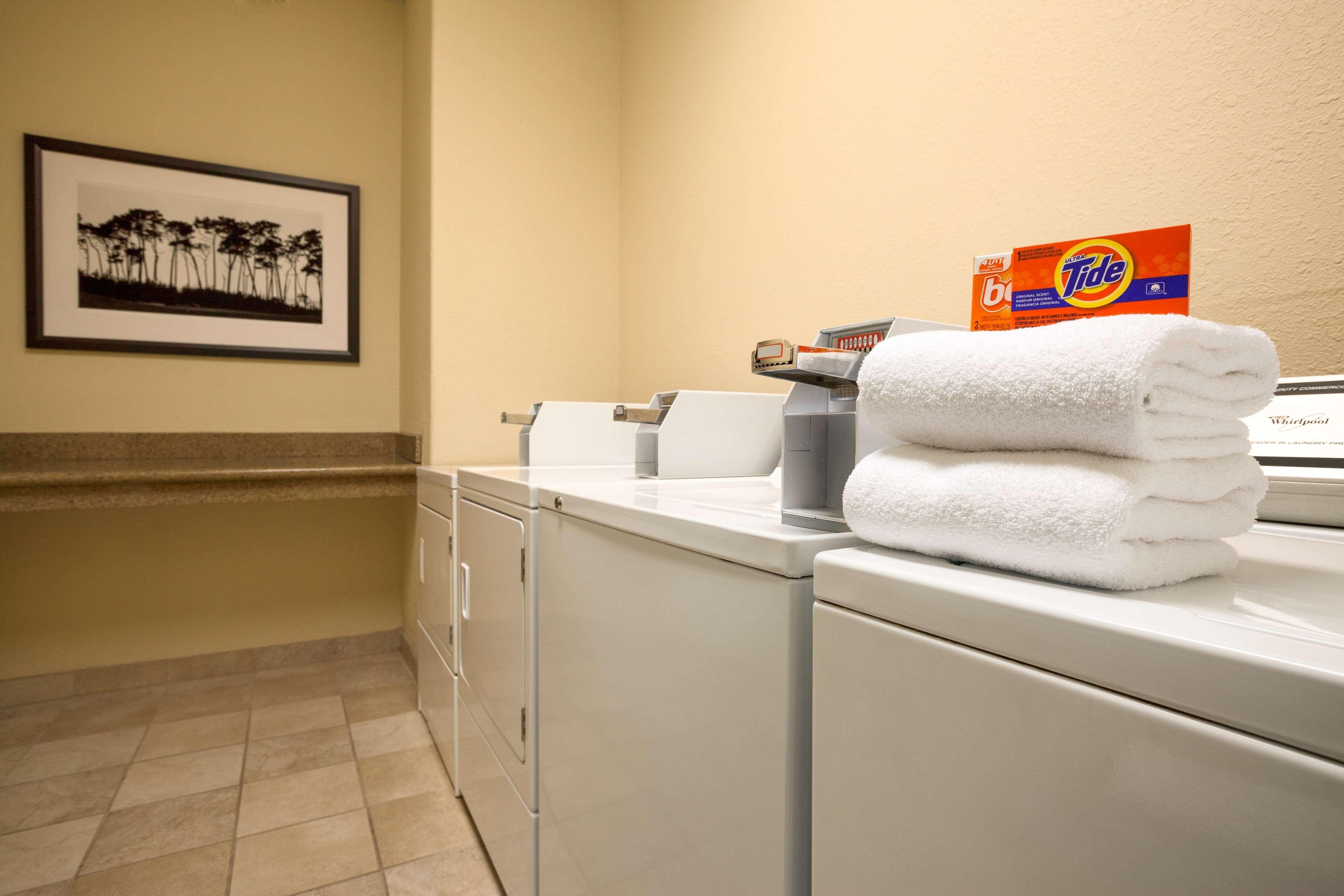 Country Inn & Suites By Radisson Asheville River Arts District Екстер'єр фото