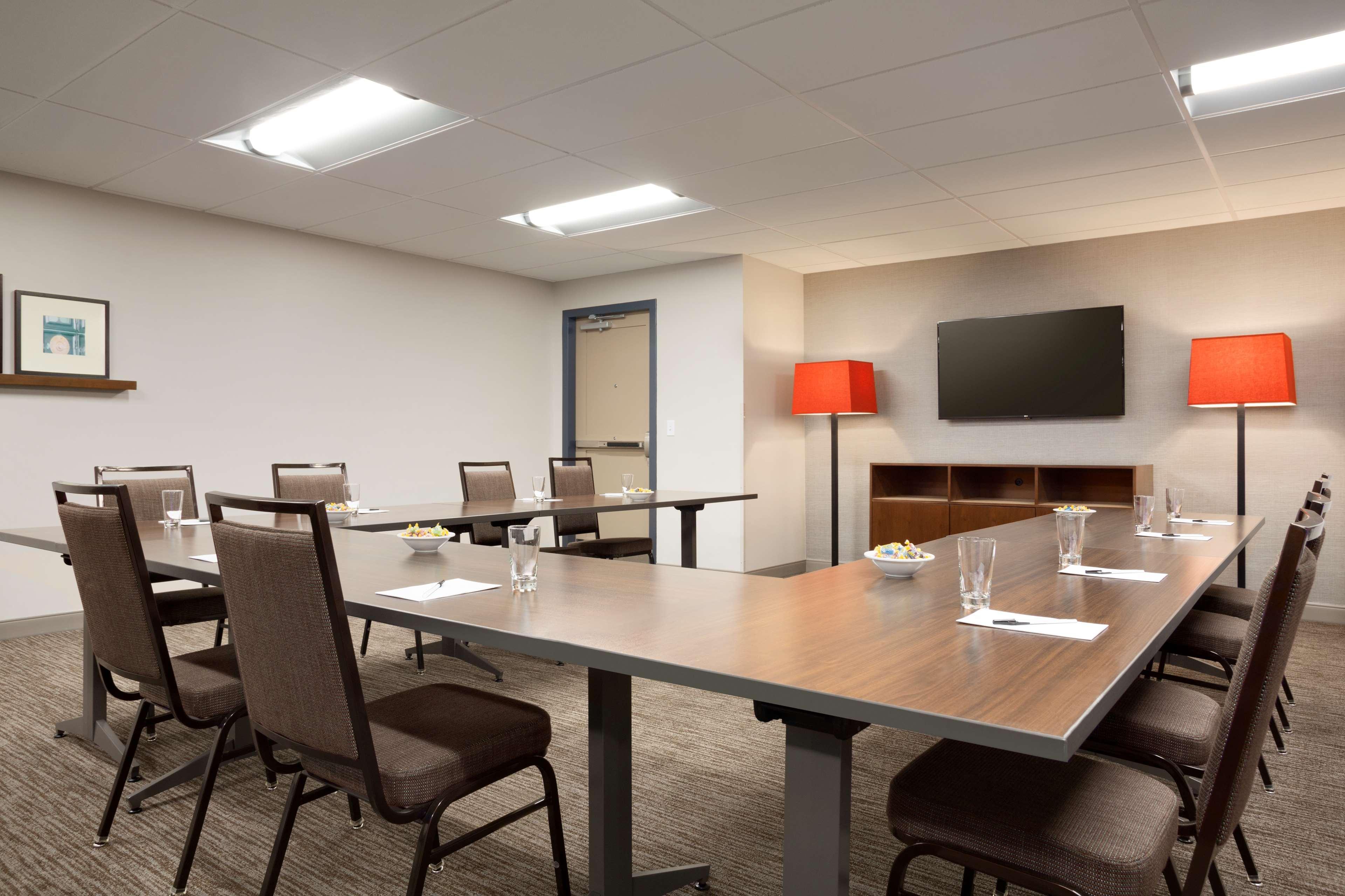 Country Inn & Suites By Radisson Asheville River Arts District Екстер'єр фото